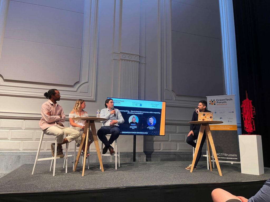 4 people on stage, including the founder of Axoly Tech